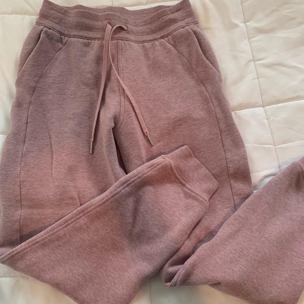 Lululemon high rise scuba joggers worn once